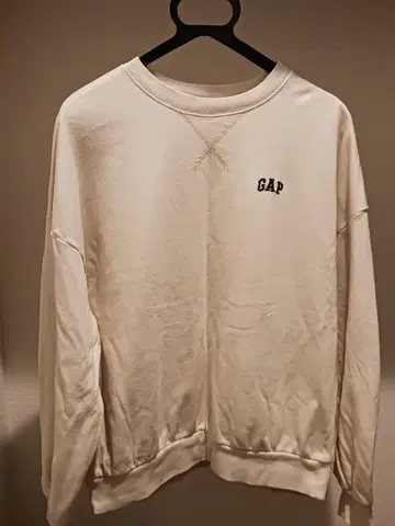 GAP 화이트 맨투맨 M
