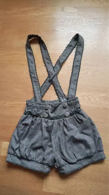 앙크루즈 스트랩 포함 숏팬츠