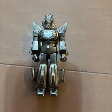 트라이더 G 세븐 합금 피규어