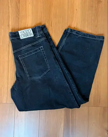 'Digits 238' 블랙 데님 L 사이즈