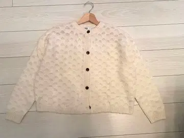 도트 무늬 긴팔 가디건