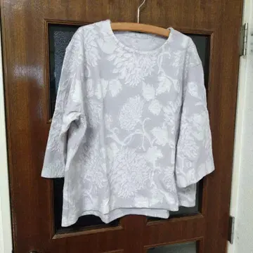 군겐도 국화 직조 풀오버