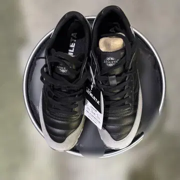 아스레타 트레이닝 슈즈 새상품