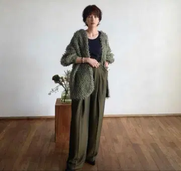 CLANE 글로스 웨이브 턱 팬츠