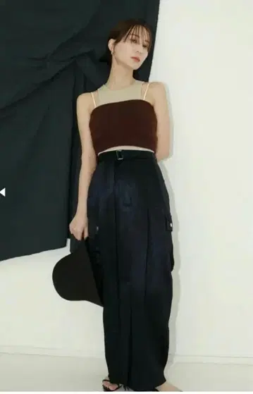 louren shiny work pencil skirt S 사이즈