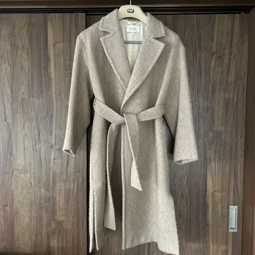 BEIGE 4 롱 코트 컨디션 최상
