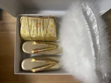 조리 및 백 세트 골드 깃털 화이트