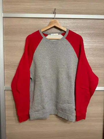 SANSE 그레이/레드 래글런 슬리브 트레이닝복