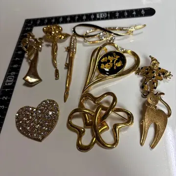 골드 브로치 세트 9개