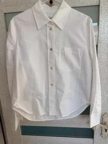 화이트 캐주얼 셔츠 긴팔