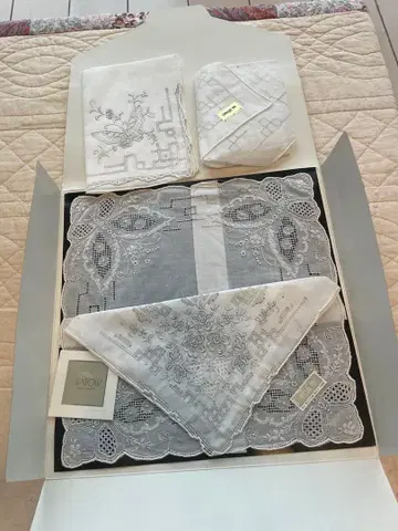 SWALLOW 자수 손수건 4개 세트