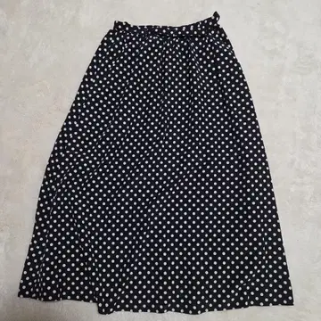 잉게보그 물방울 패턴 플레어 롱 스커트