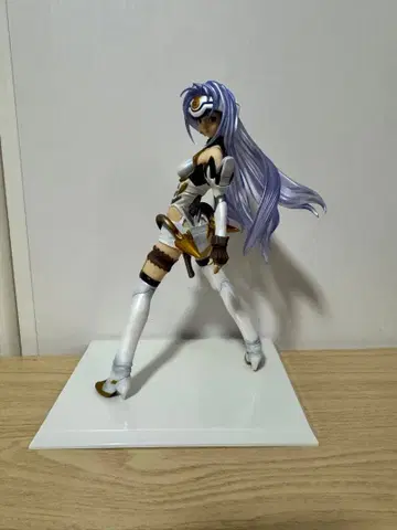 제노사가 KOS-MOS 피규어