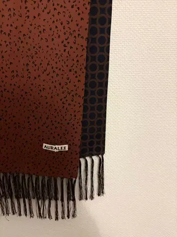 AURALEE 리버서블 실크 스카프 스톨