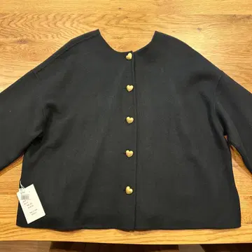 집소피아 gypsohila 노카라 자켓 블랙 하트 버튼