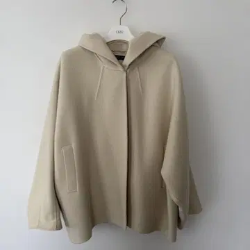 스태닝 루어 후드 부착 베이지 자켓