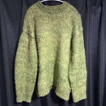 오버 사이즈 그린 컬러 니트 스웨터