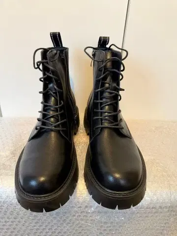 블랙 레이스업 밀리터리 부츠