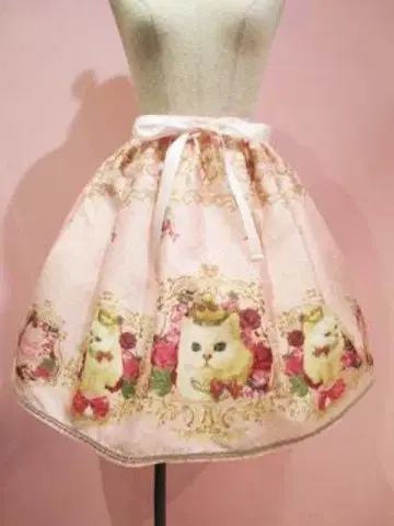 Enchantlic Enchantilly 퀸캣 스커트