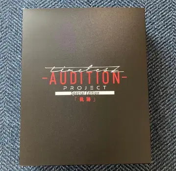 타입 로고 후드티