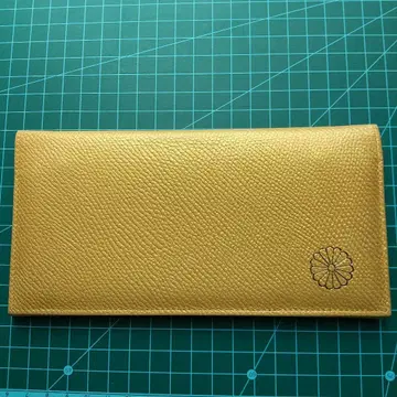 [ 중고품 ] 황궁 국화 문양 장지갑 골드