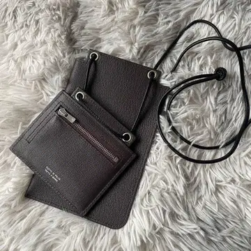 [ 미사용급 ] 라르코발레노 스마트 더블 숄더 지갑