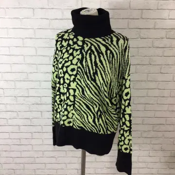 12.24 h3652 자라 하이넥 니트 스웨터 터틀 애니멀