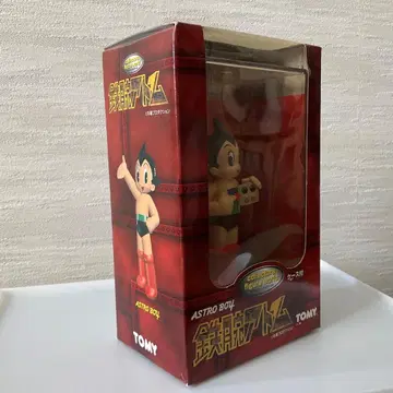 철완 아톰 피규어