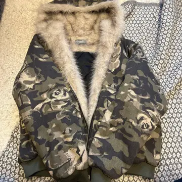 카모플라쥬 퍼 자켓 남성용 여성용 양쪽 모두 가능