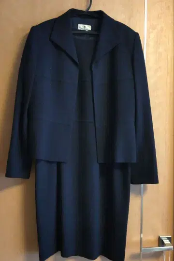 네이비 자켓과 오버롤 스커트 세트 13호