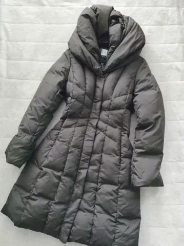 [ 새상품급 ] PECA 다운 코트 A라인 여배우 옷깃 M 사이즈 카키