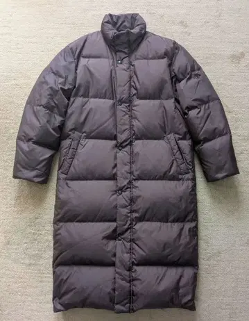 [새상품급] 데상트 슈퍼 롱 다운 코트 M 다크 브라운