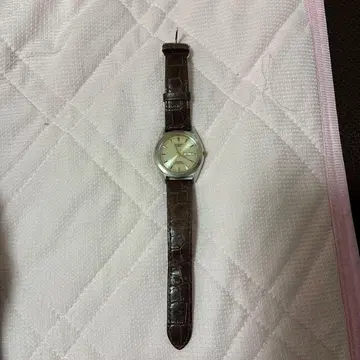 에코 드라이브 남성용 시계