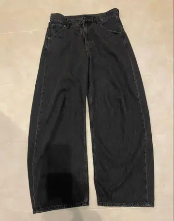 유니클로 26 배기 커브 청바지 숏 기장 480740