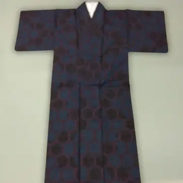 오시마 명주 기모노와 겉옷 세트, 와양절충 백