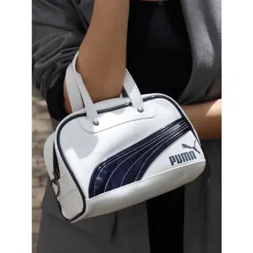 PUMA 핸드백 화이트/네이비