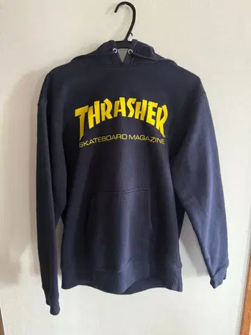 THRASHER 후드티