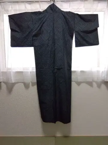 오시마 명주 마름모꼴 무늬 블랙 기모노