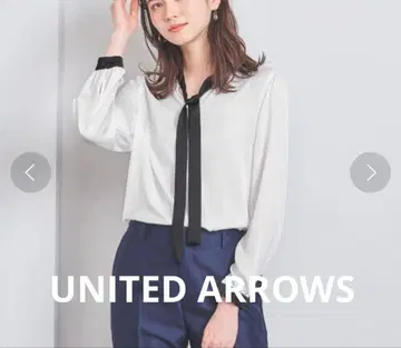 UNITED ARROWS 새틴 보타이 블라우스 36