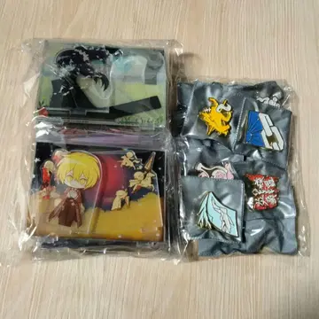 림버스 컴퍼니 Mili 테마 아크릴 6개, 핀 배지 세트 12개