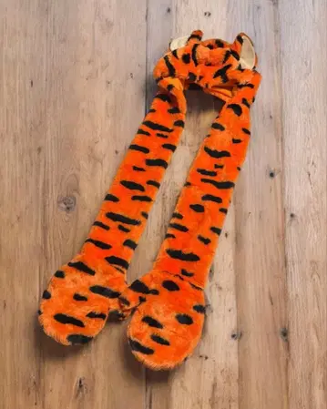 당일 발송 디즈니 티거 팬캡 머플러 장갑 그로브 모자