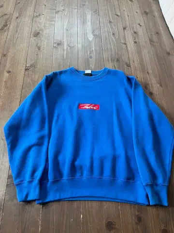 FUTURA 트레이닝복