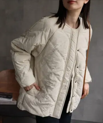 [ 새상품 ] 충전솜 다이아 퀼팅 코트