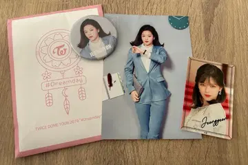 TWICE 포토 카드 배지 세트