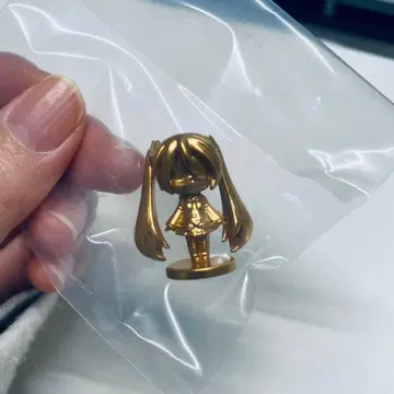 하츠네 미쿠 100번째 모험 Ver. 금색 넨도로이드 하츠네 미쿠