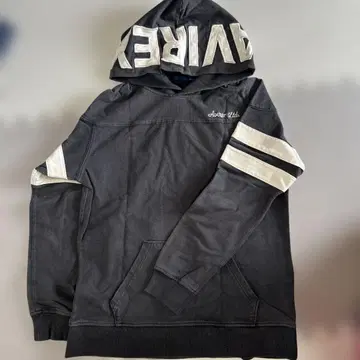 AVIREX 블랙 스트라이프 후드티