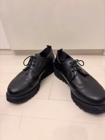 HARE 블랙 레이스업 슈즈