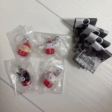 딸기 메지루시 액세서리 키티 시나모롤 쿠로미 폼폼푸딩