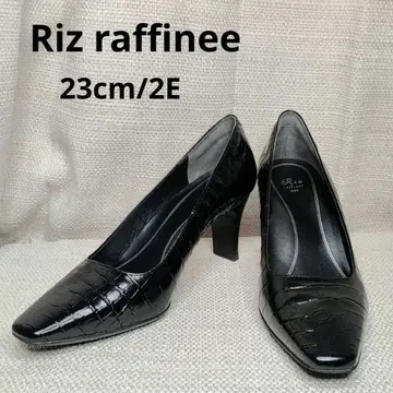 Riz raffinee 블랙 에나멜 악어 무늬 중간 굽 펌프스 23cm
