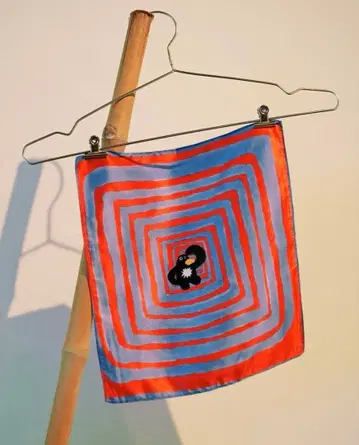 다이스케 콘도 실크 손수건